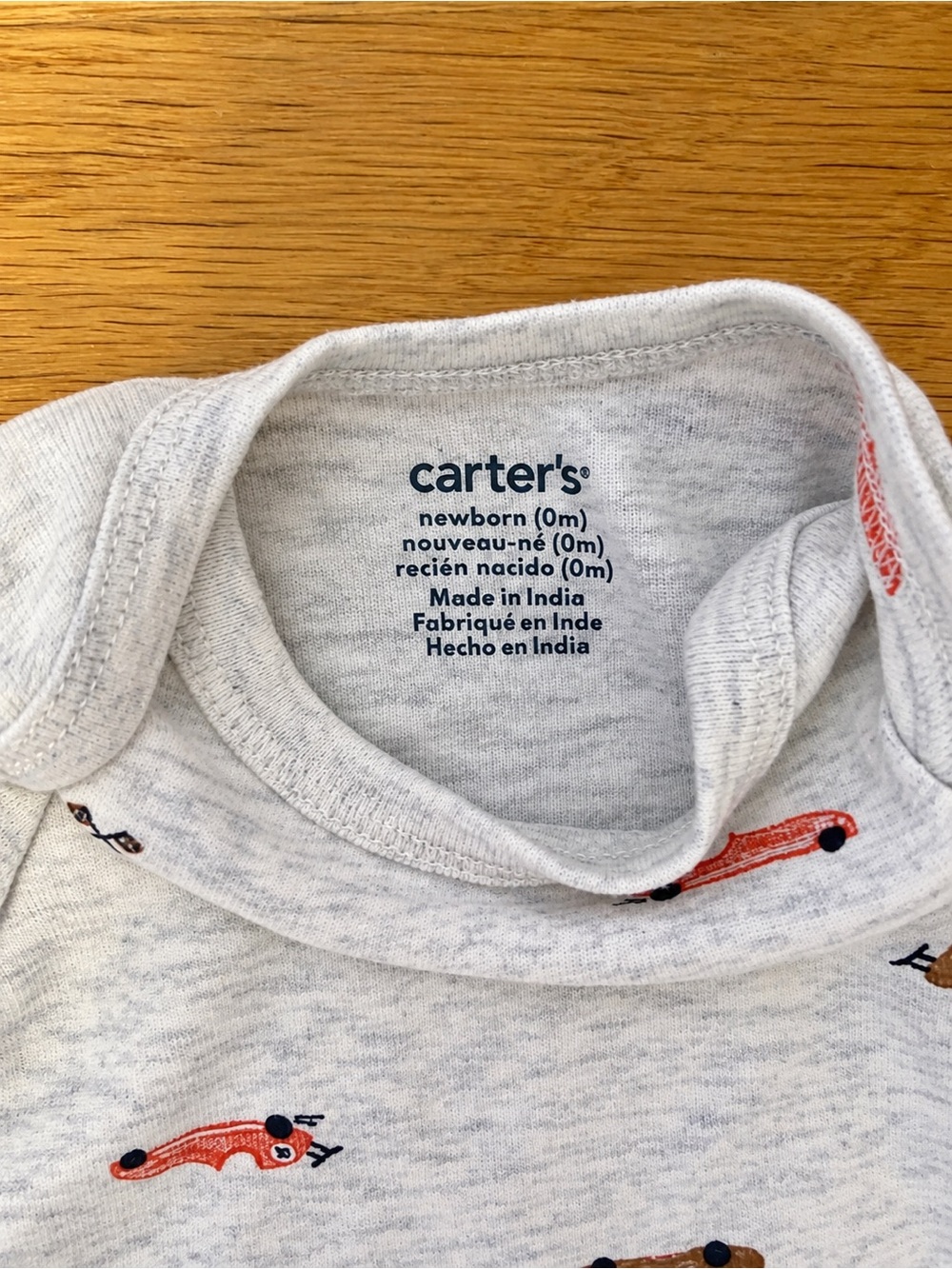 Carter’s Baby Boy Newborn NB 5-Piece Clothing Lot - Picture 5 of 6